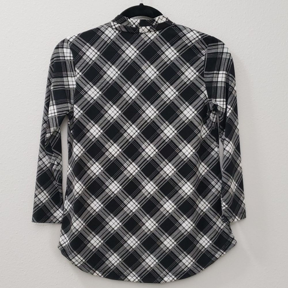 Plaid Top - Picture 3 of 3